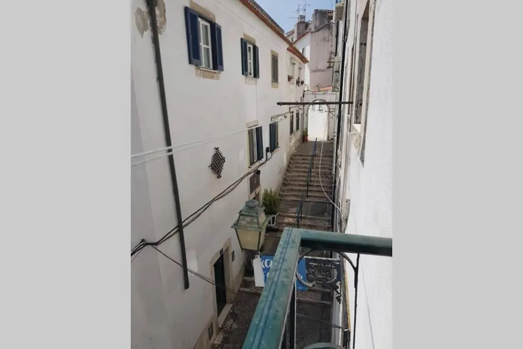 Inloveapartments - Typical Alfama Balcony Lisboa Portugal